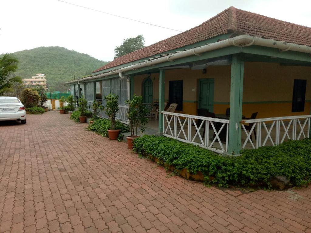 Golden Swan Beach Resort Murūd Extérieur photo